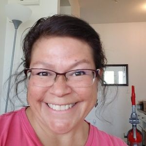 Meet your Posher, April